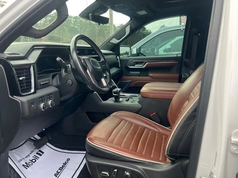 Used 2023 GMC Sierra 1500 Denali Ultimate image 21