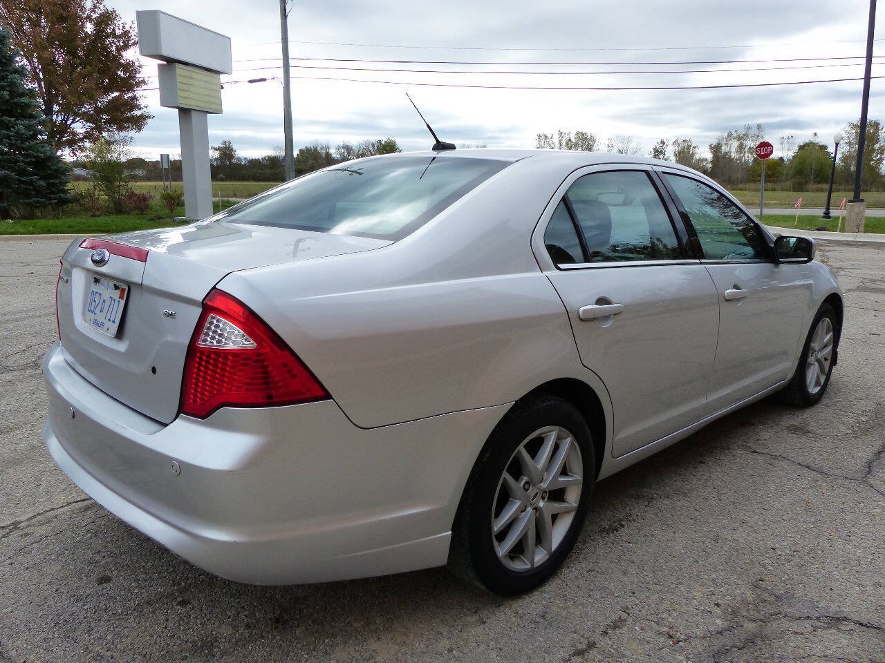 Used 2012 Ford Fusion SEL FWD image 11