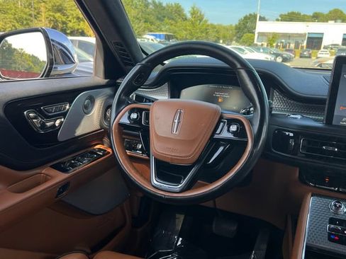 Used 2020 Lincoln Aviator Black Label w/ Dynamic Handling Package AWD/4WD image 19