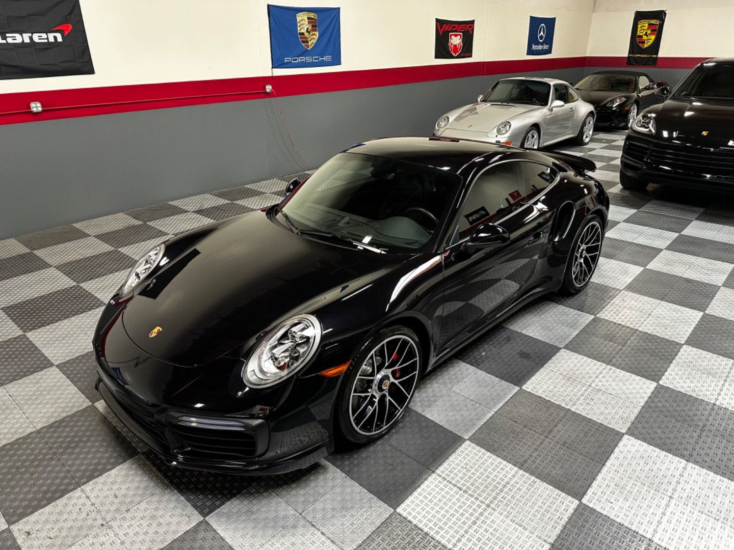 Used 2017 Porsche 911 Turbo Coupe AWD/4WD image 24