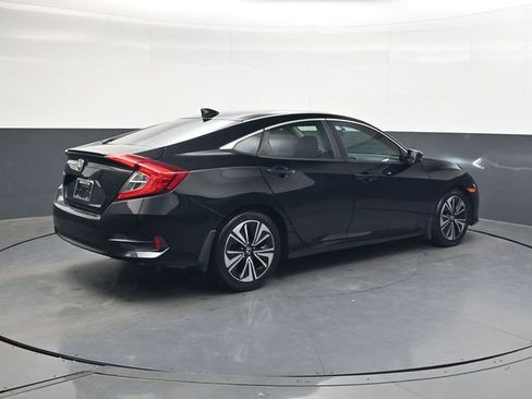 Used 2016 Honda Civic EX-T image 4