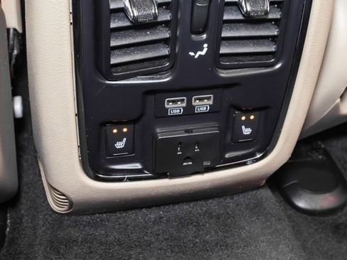 Used 2014 Jeep Grand Cherokee Limited AWD/4WD image 26