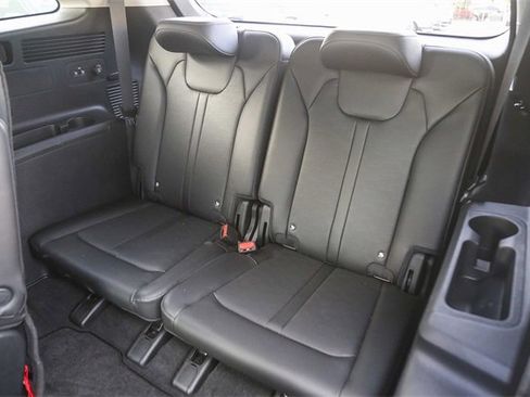 Certified 2025 Kia Sorento SX image 20