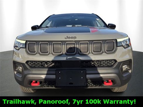 Certified 2022 Jeep Compass Trailhawk w/ Trailhawk Elite Group image 2