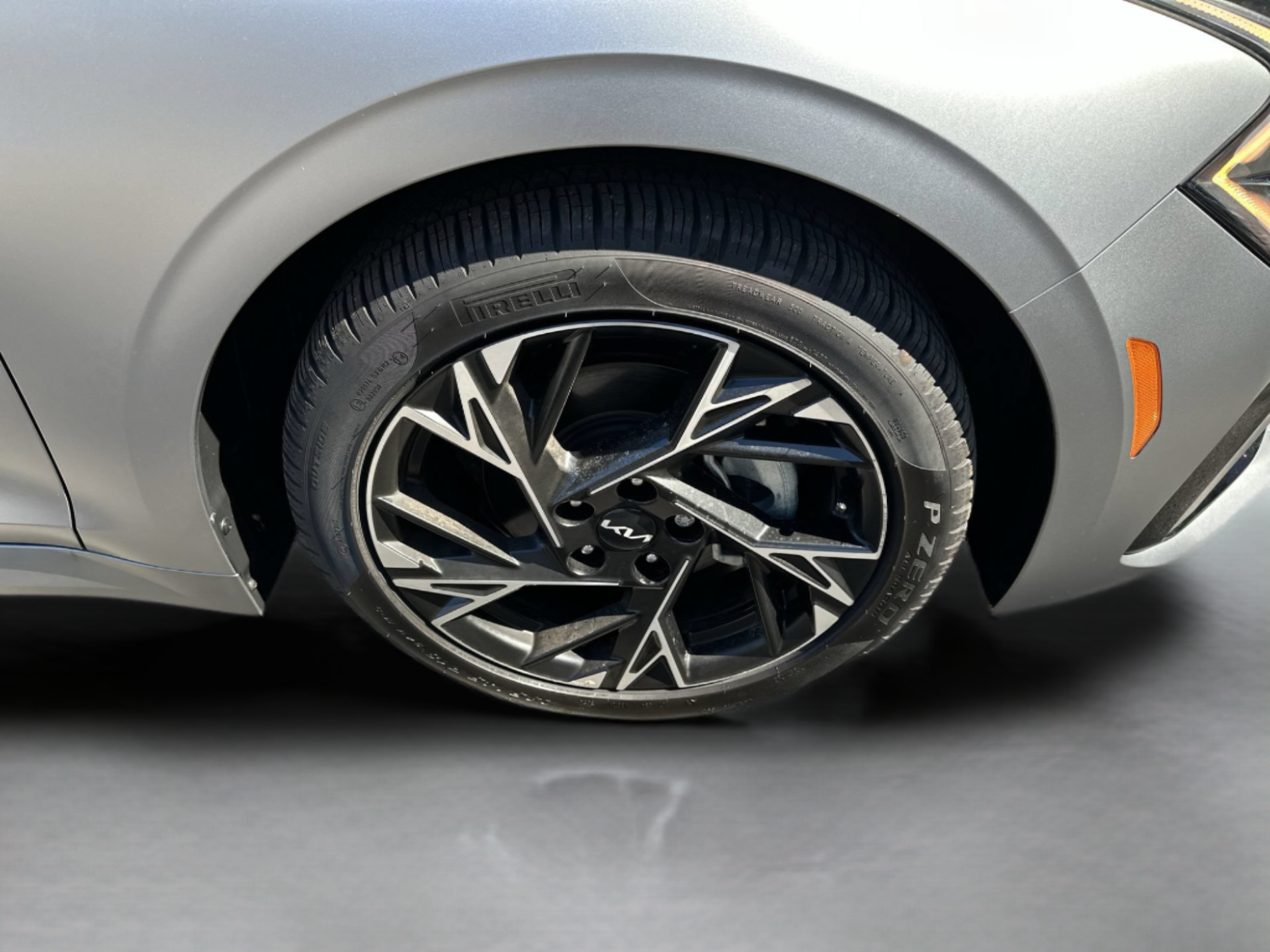 Used 2025 Kia K5 GT-Line FWD image 29