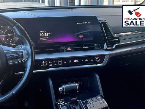 Certified 2024 Kia Sportage SX image 6