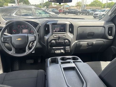 Used 2021 Chevrolet Silverado 1500 Custom w/ LPO, Dark Essentials Package AWD/4WD image 18