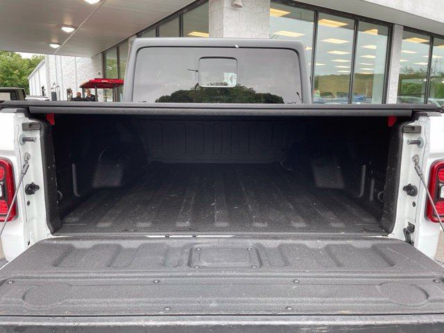 Used 2022 Jeep Gladiator Rubicon w/ LED Lighting Group AWD/4WD image 33