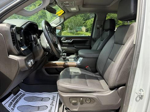 Used 2024 GMC Sierra 1500 Elevation w/ Elevation Premium Package AWD/4WD image 21