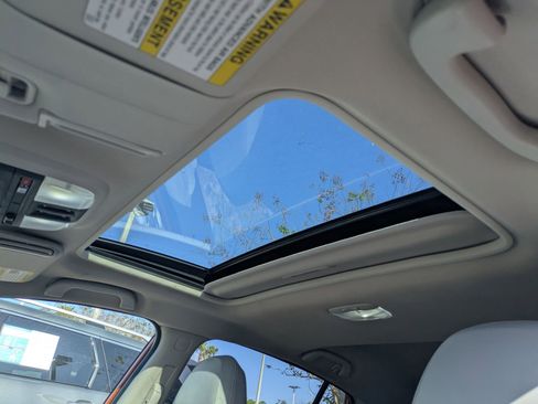 Used 2018 Subaru Crosstrek 2.0i Limited image 25