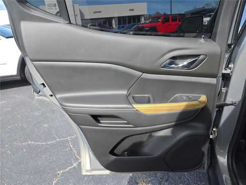 Used 2019 GMC Acadia Denali w/ Technology Package image 14