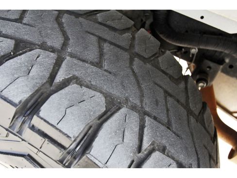 Used 2024 RAM 1500 Laramie image 32