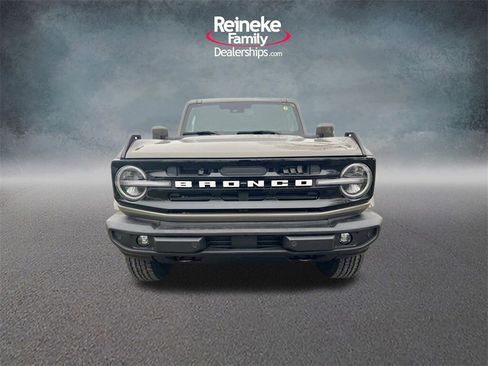 New 2025 Ford Bronco Outer Banks image 3