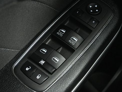 Used 2023 Dodge Charger SXT image 14