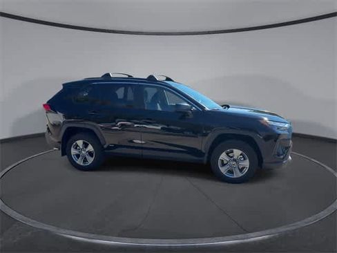 Used 2025 Toyota RAV4 LE image 9