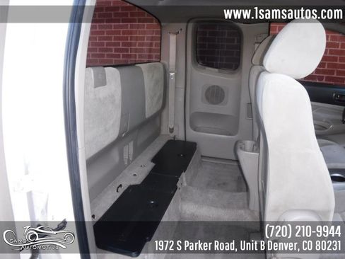 Used 2005 Toyota Tacoma 4x4 Access Cab image 19