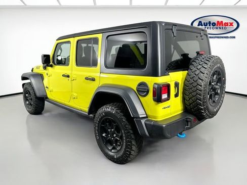 Used 2023 Jeep Wrangler Unlimited w/ Cold Weather Group image 5