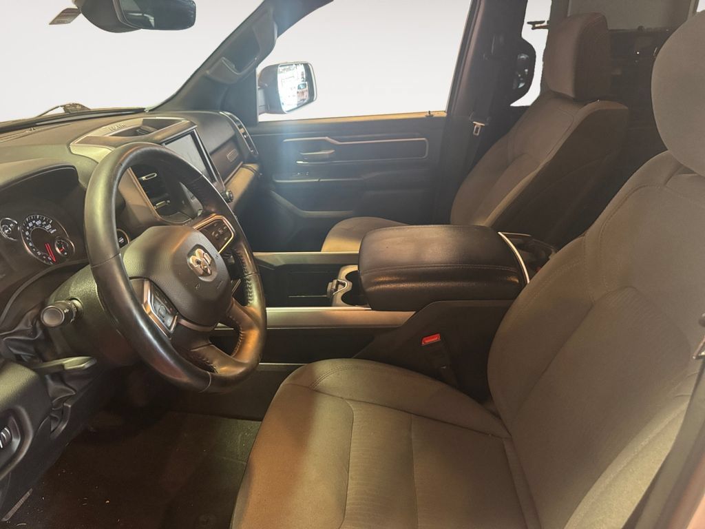 Used 2024 RAM 1500 Big Horn AWD/4WD image 9