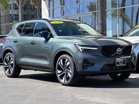 New 2026 Volvo XC40 B5 Ultra w/ Climate Package image 7