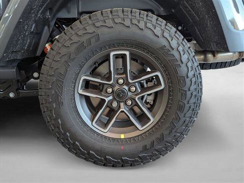 New 2026 Jeep Gladiator Mojave image 9