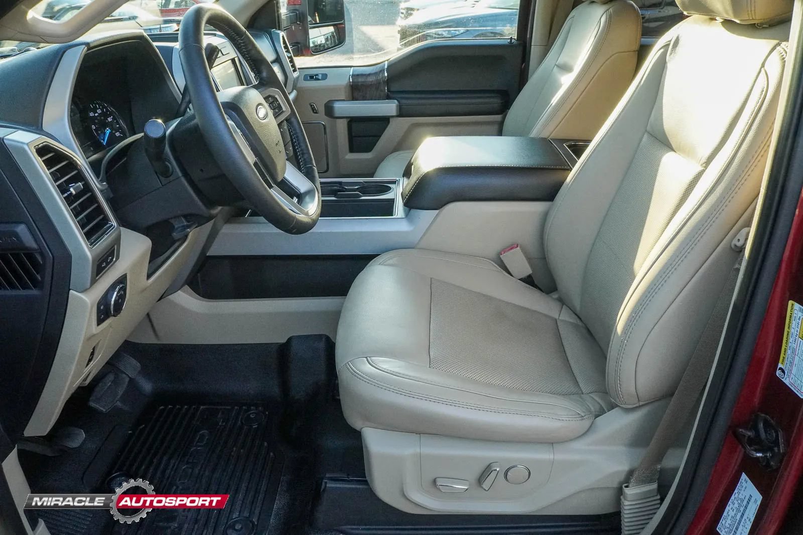 Used 2019 Ford F250 Lariat w/ Lariat Value Package AWD/4WD image 18
