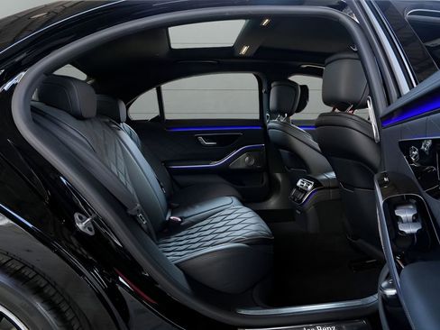 Used 2023 Mercedes-Benz S 580 4MATIC Sedan image 59