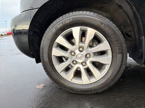 Used 2016 Toyota Sequoia Limited image 11