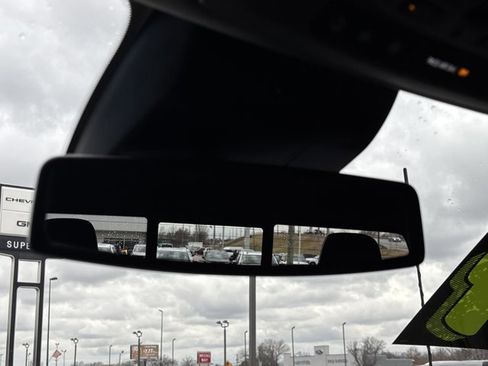 Used 2024 Chevrolet Silverado 2500 LTZ w/ LTZ Convenience Package image 44