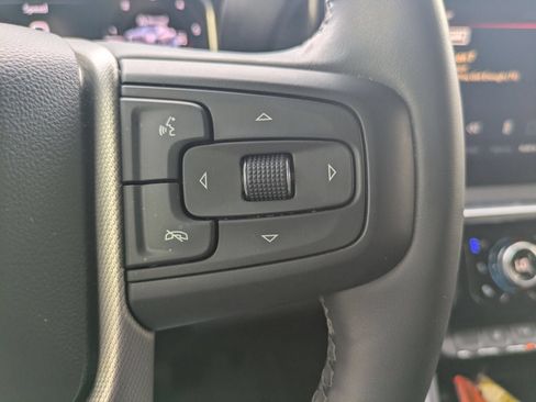Used 2025 GMC Sierra 2500 Denali w/ Technology Package AWD/4WD image 14