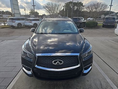 Used 2020 INFINITI QX60 Luxe w/ Sensory Package image 2