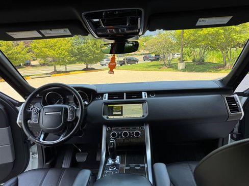 Used 2017 Land Rover Range Rover Sport AWD/4WD image 30