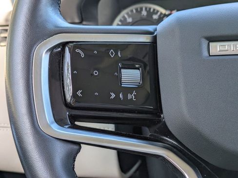 Used 2023 Land Rover Discovery Sport S image 29