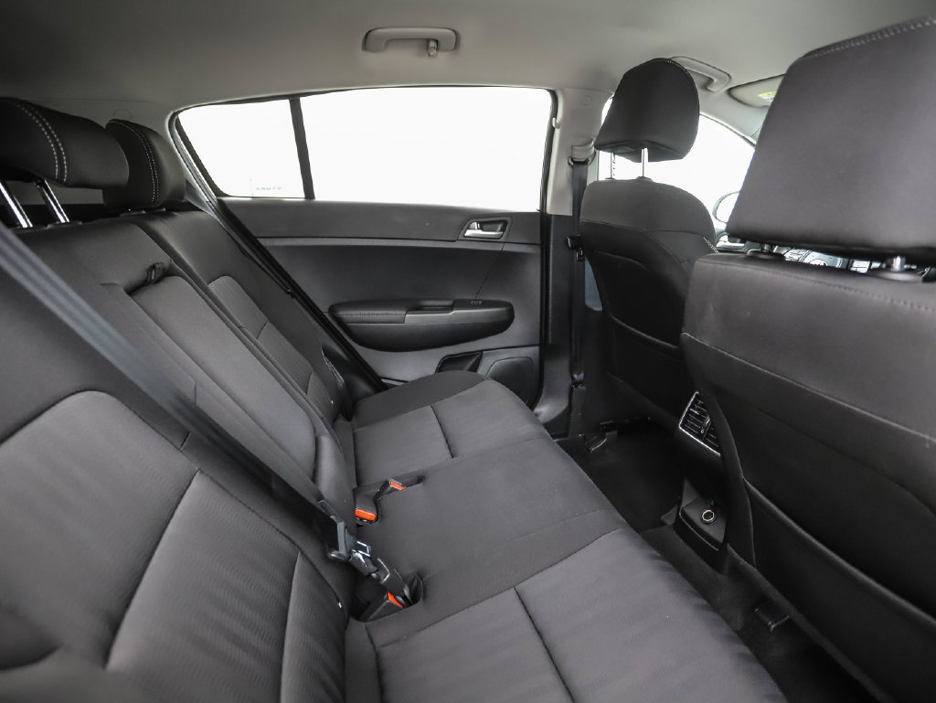 Used 2020 Kia Sportage LX AWD/4WD image 25
