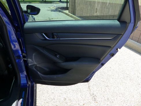 Used 2021 Honda Accord Sport image 43