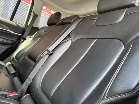 Used 2023 Jeep Grand Cherokee Limited image 45