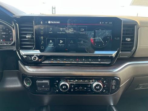 Used 2024 GMC Sierra 1500 SLT w/ SLT Premium Plus Package image 12