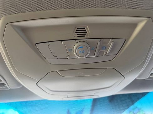 Used 2013 Ford Focus SE FWD image 28