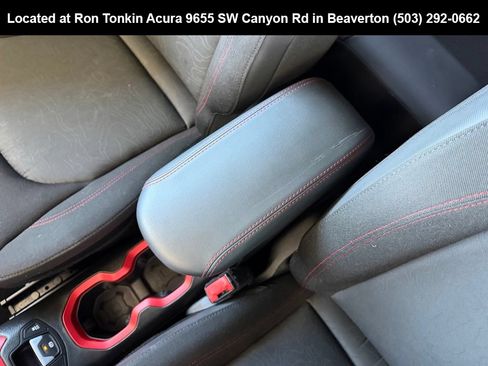 Used 2016 Jeep Renegade Trailhawk AWD/4WD image 27