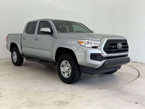 Used 2023 Toyota Tacoma SR AWD/4WD image 7