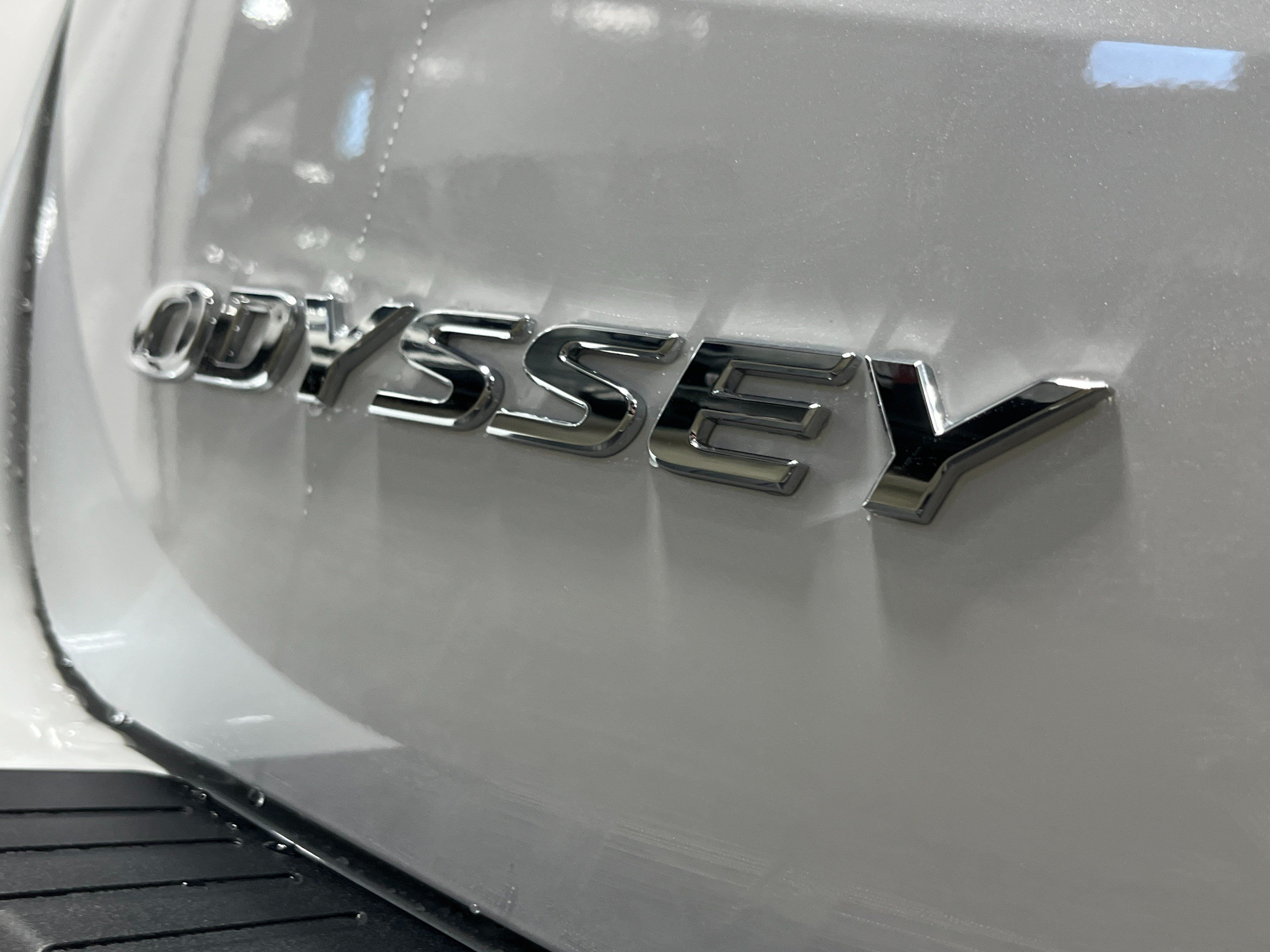 New 2027 Honda Odyssey EX-L image 6