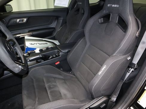 Certified 2017 Ford Mustang Shelby GT350 w/ Electronics Package image 25