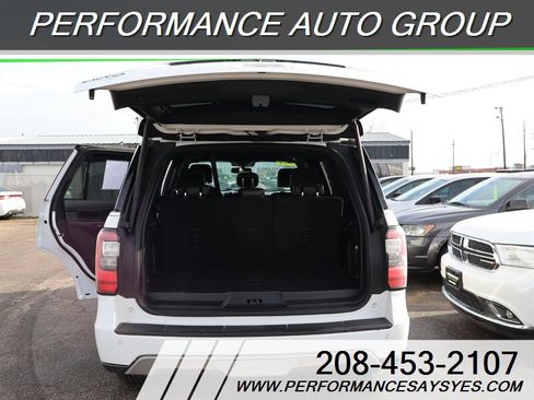 Used 2021 Ford Expedition Limited image 21