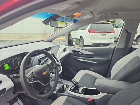 Used 2019 Chevrolet Bolt LT FWD image 15