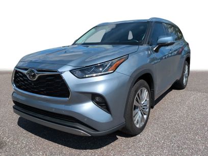 Certified 2024 Toyota Highlander Platinum