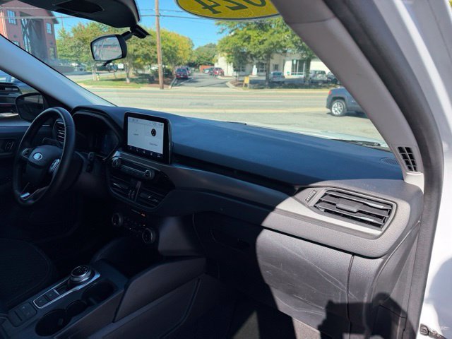 Used 2024 Ford Escape Active w/ Cold Weather Package FWD image 22