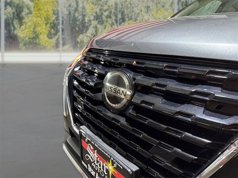 Used 2021 Nissan Kicks SV image 20