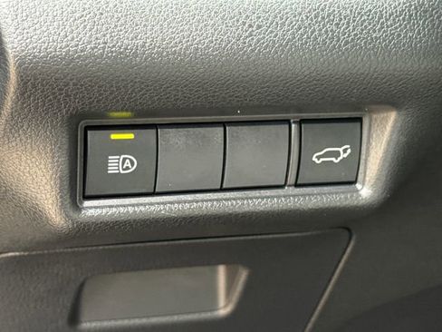 Used 2025 Toyota Grand Highlander AWD image 24