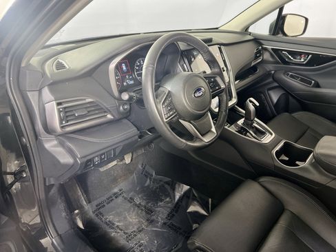 Used 2023 Subaru Outback Touring image 9