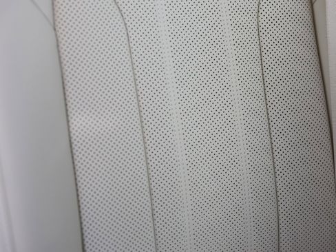 Used 2024 Bentley Continental GT image 50