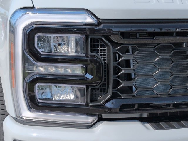 New 2026 Ford F250 Lariat w/ Black Appearance Package AWD/4WD image 10